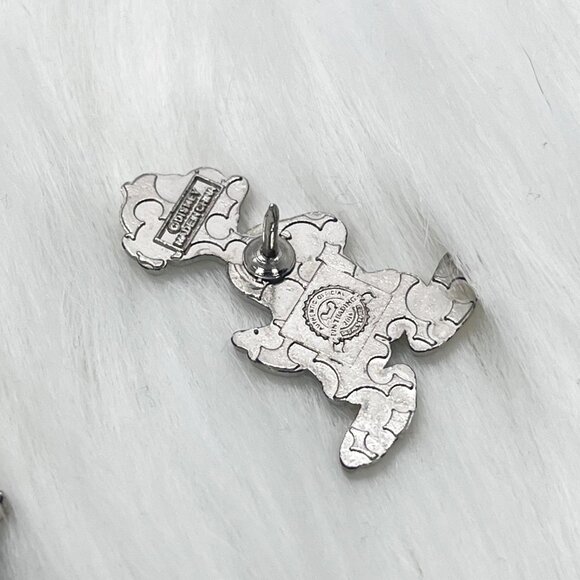 🔮 5/$25 Disney Beach Sunglasses Donald Duck Pin - Picture 3 of 3